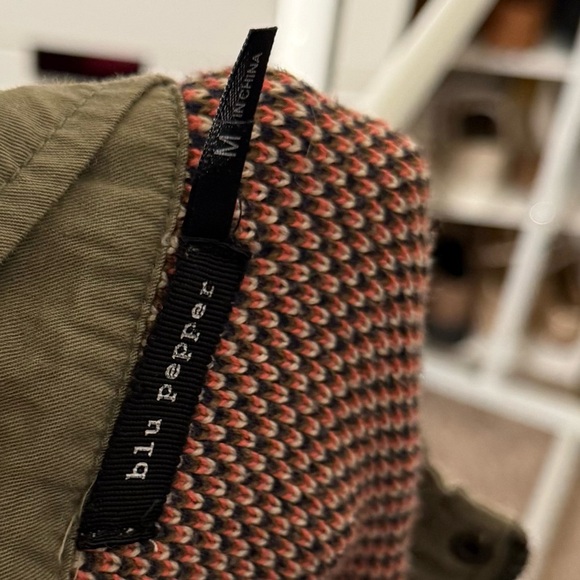 Blu Pepper Sage Green Vest with Beautiful Pattern Back and Pockets Size Medium - Picture 7 of 7